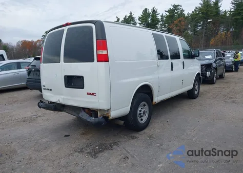 2010 GMC Savana 2500 Work Van z USA, uszkodzony, nr VIN 1GTZGFBG8A1183675